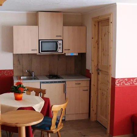 Jagerhof Pensión 3*